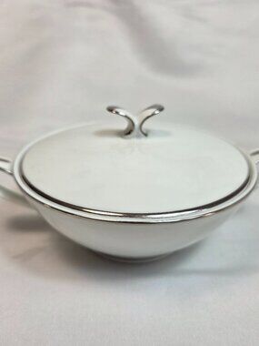 Noritake Colony Sugar Bowl & Lid White Coupe Shape Platinum Trim